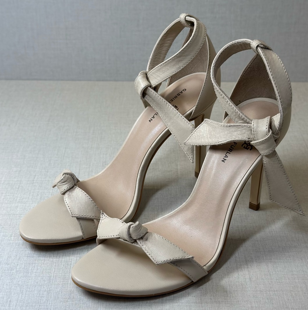 SALTO VALEN - BISTRO